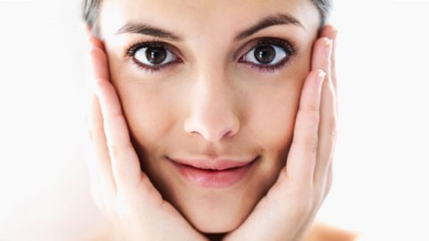 أطعمة طبيعية تعزز الكولاجين في بشرتك