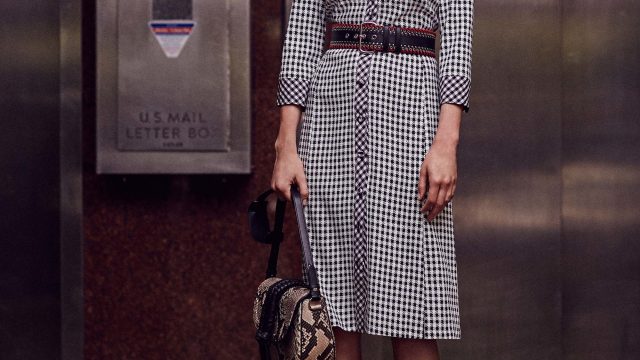 فستان مونوكروم كارو من Altuzarra ريزورت 2017