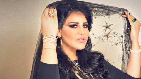 أحلام الشامسي سعيدة بكسر ساقها