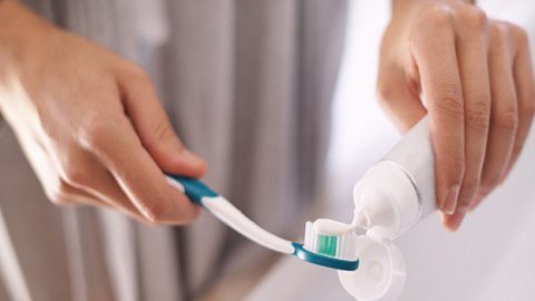 معجون أسنان جديد يحميكِ من النوبات القلبية