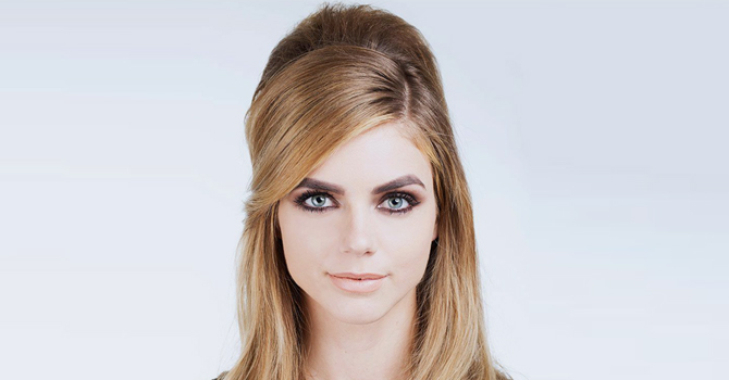 واكبي صيحة الشعر الممتلئ في إطلالتك بخريف 2014