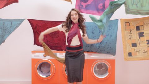 تقنية جديدة لتغير لون وشاحك من هيرمس وقريبًا في دبي