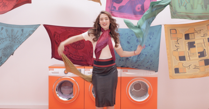 تقنية جديدة لتغير لون وشاحك من هيرمس وقريبًا في دبي