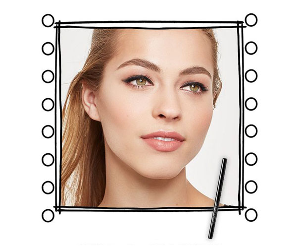رسمة عيون هادئة باستخدام أي لاينر maybelline unstoppable eyeliner