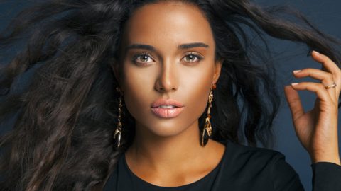 خطوات بسيطة لعمل كونتور للبشرة السمراء