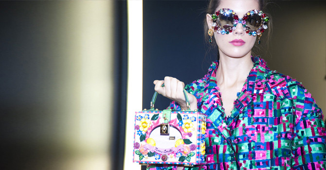 حقائب الصندوق من دولتشي أند غابانا 2015 تكشف سر أناقتكِ