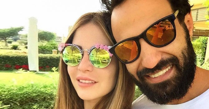 نجم كبير أقنع حسين فهمي بإتمام زواج إبنته من أحمد فهمي