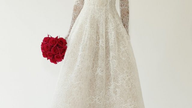 فستان زفاف أوسكار دي لارينتا خريف 2015