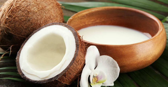 حليب جوز الهند سلاحكِ الجمالي في رمضان 2016