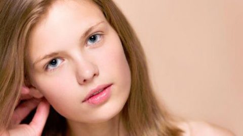 نصائح للعناية بالبشرة في سن المراهقة