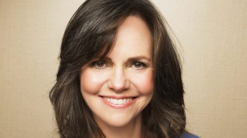 3 جلسات تجميلية تحتاجها الأمهات