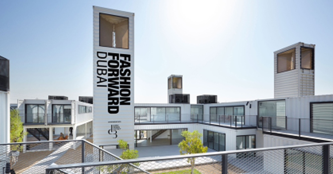 ساعات تفصلنا عن أولى عروض فاشن فورورد دبي 2016