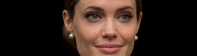 وأخيرًا أنجلينا جولي تتعلم  أساليب الطهو