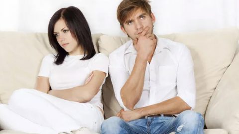 كيف تعرفي أن شريكك جاد في العلاقة أم لا؟