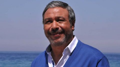 عزاء خالد صالح والمقرىء يطالب الحضور بالإنصراف