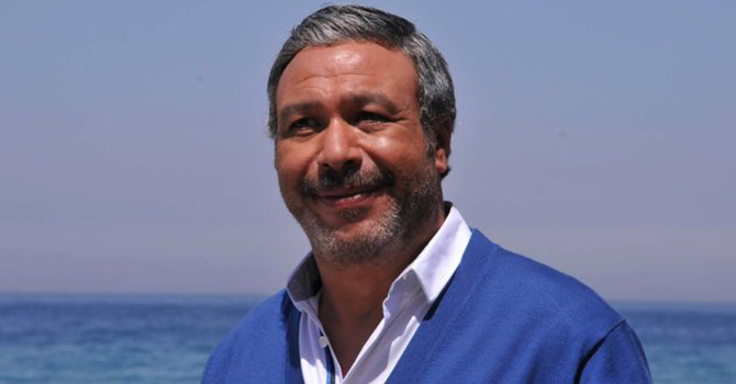 عزاء خالد صالح والمقرىء يطالب الحضور بالإنصراف