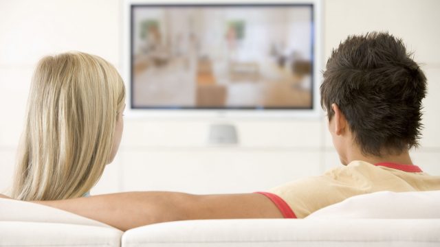 التلفزيون يسرق من حياتك الجنسية