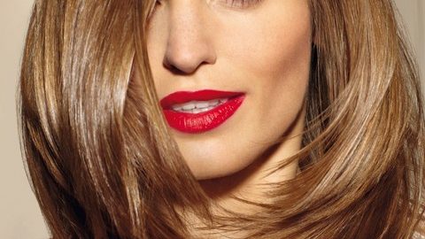 تسريحة شعر البوب الطويل الإنسيابي للسهرة 2015