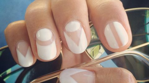 طلاء أظافر nail art باللون الابيض 2015