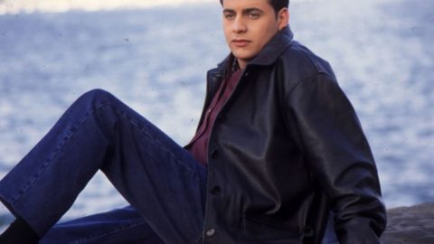 مصطفى قمر يثبت حبه لوطنه مصر