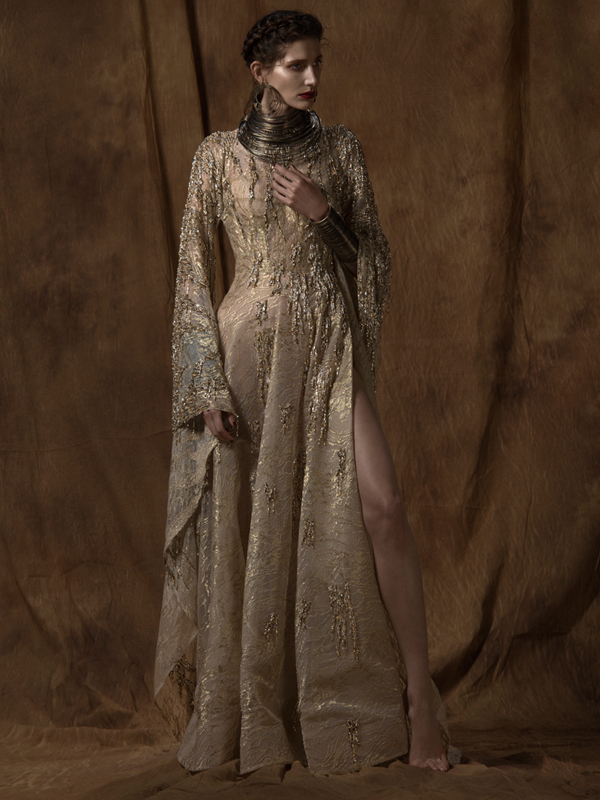 فستان ذهبي مطرز من سعيد قبيسي ربيع 2016