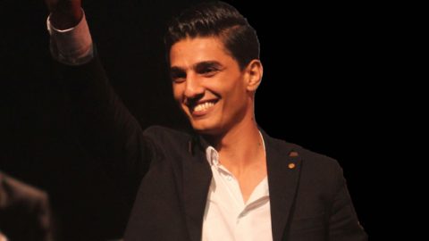 محمد عساف يعلن خطبته من إعلامية فلسطينية