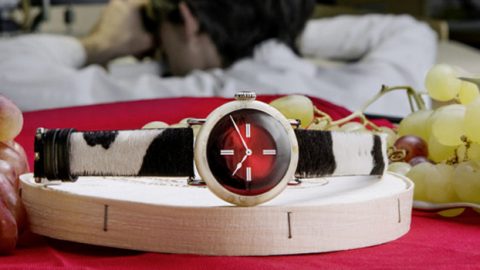 أكتشفي ساعة سويسرية مبتكرة من الجبن تبلغ المليون يورو