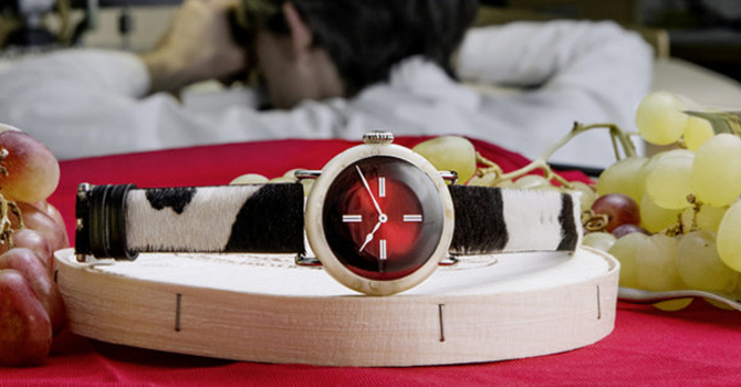 أكتشفي ساعة سويسرية مبتكرة من الجبن تبلغ المليون يورو