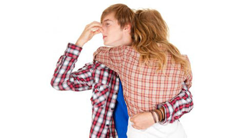 أمور تلفت انتباه الرجل إلى نظافتك الشخصية