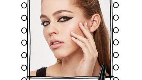 رسمة عيون ممدودة باستخدام أي لاينر maybelline master precise curvy liquid liner