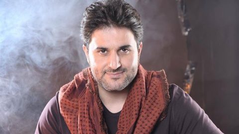 ملحم زين يروي تفاصيل الحادث للجمهور