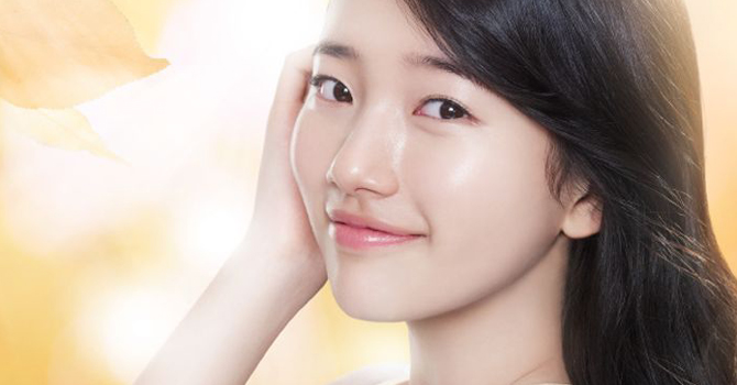 كيف تخلص الفتاة الكورية بشرتها من البقع الداكنة؟