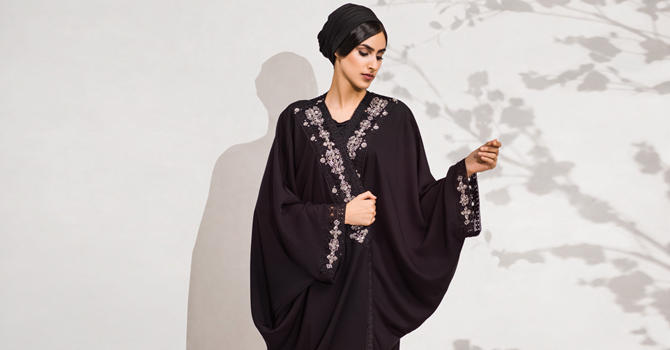 كيف تختارين العباءة الأنسب لقوام التفاحة ؟