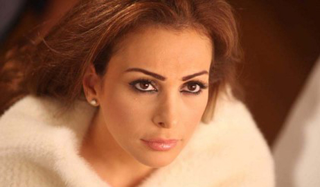 أمل حجازي تطلق حملة لإنقاذ أطفال سوريا