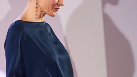 الأميرة letizia بتسريحة الكعكة المموجة