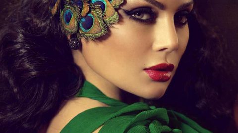 هيفاء وهبي أغلقت صفحتها الرسمية على الفيس بوك