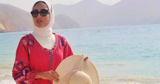 إطلالات محتشمة للشاطئ من فاطيما