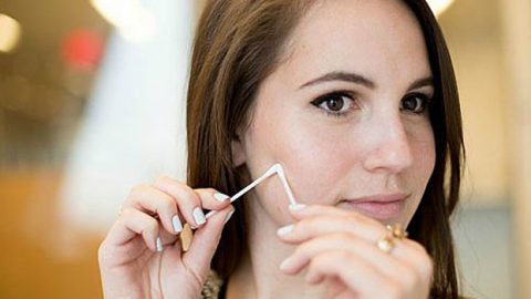 استخدامات جمالية لعصا تنظيف الأذن