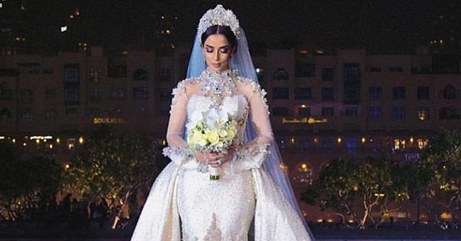 كيف غيرت بلقيس فتحي من طلتها في حفل الزفاف؟