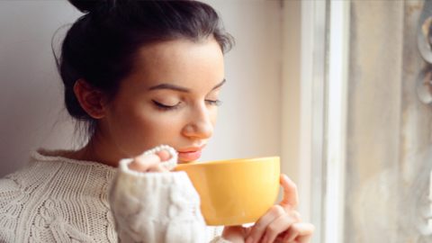 5 مشروبات تساعدك على النوم ليلاً