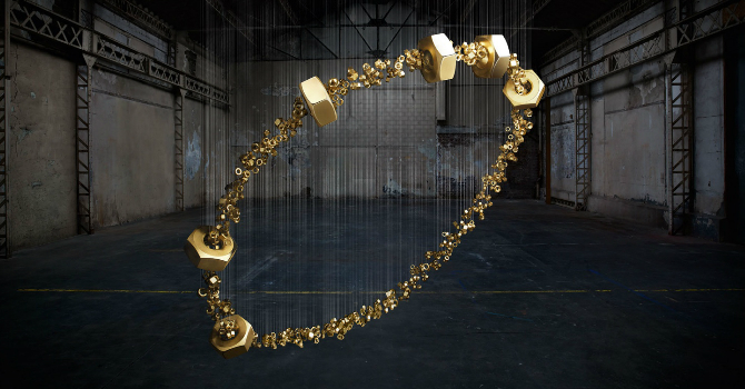 مجوهرات كارتيه تعيد إحياء Nail Bracelet