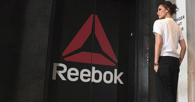 فيكتوريا بيكهام تقتحم عالم الأزياء الرياضية