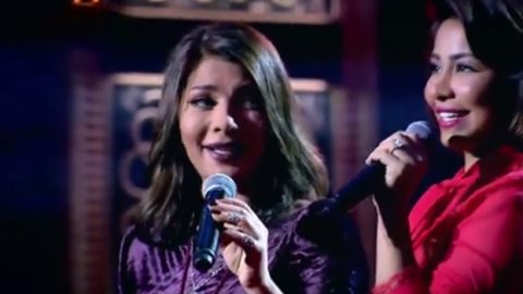 بالفيديو: شيرين عبد الوهاب تُغني مع أصالة وتبكي أمام الجمهور