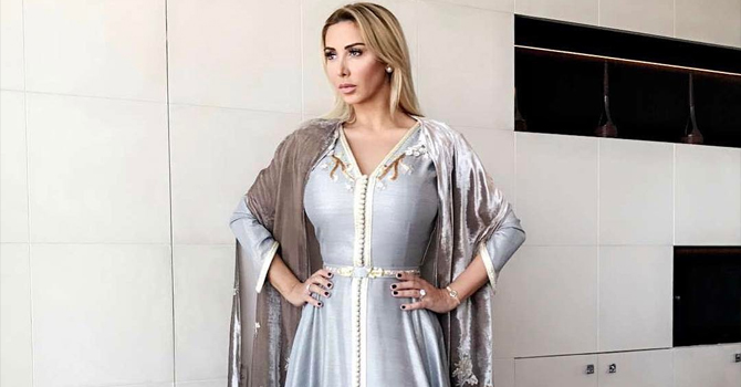 إطلالة مغربية راقية لجويل مردينيان في الدار البيضاء