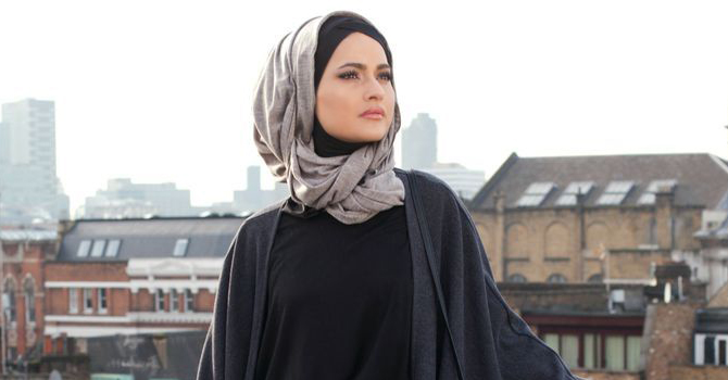طرق متنوعة لارتداء الحجاب تبعًا لوقتكِ