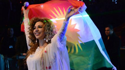 ميريام فارس تتألق بإطلالتها بأربيل