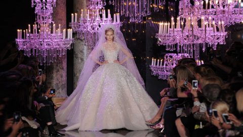 مجموعة إيلي صعب تضئ خريف وشتاء 2014 2015 (أزياء راقية)