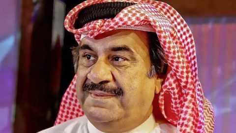 بالصور: الآلاف في جنازة الراحل عبد الحسين عبد الرضا