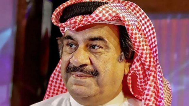 بالصور: الآلاف في جنازة الراحل عبد الحسين عبد الرضا