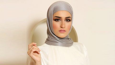 طريقتين لأرتداء حجابك في العمل بأناقة